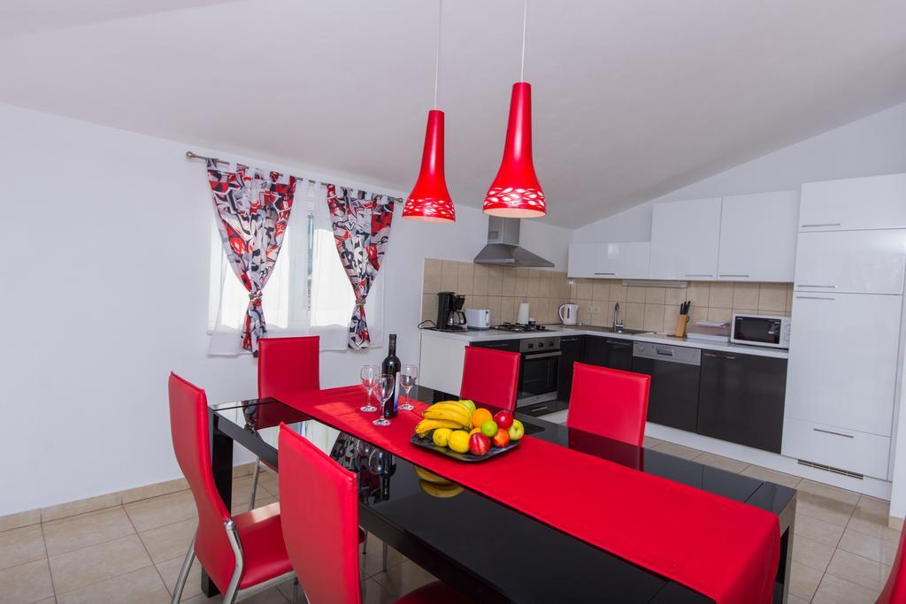 Apartments Barba Trogir Eksteriør billede