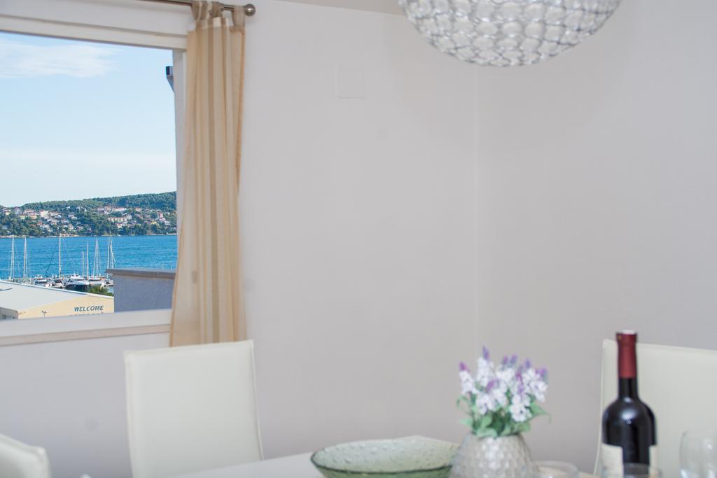 Apartments Barba Trogir Eksteriør billede