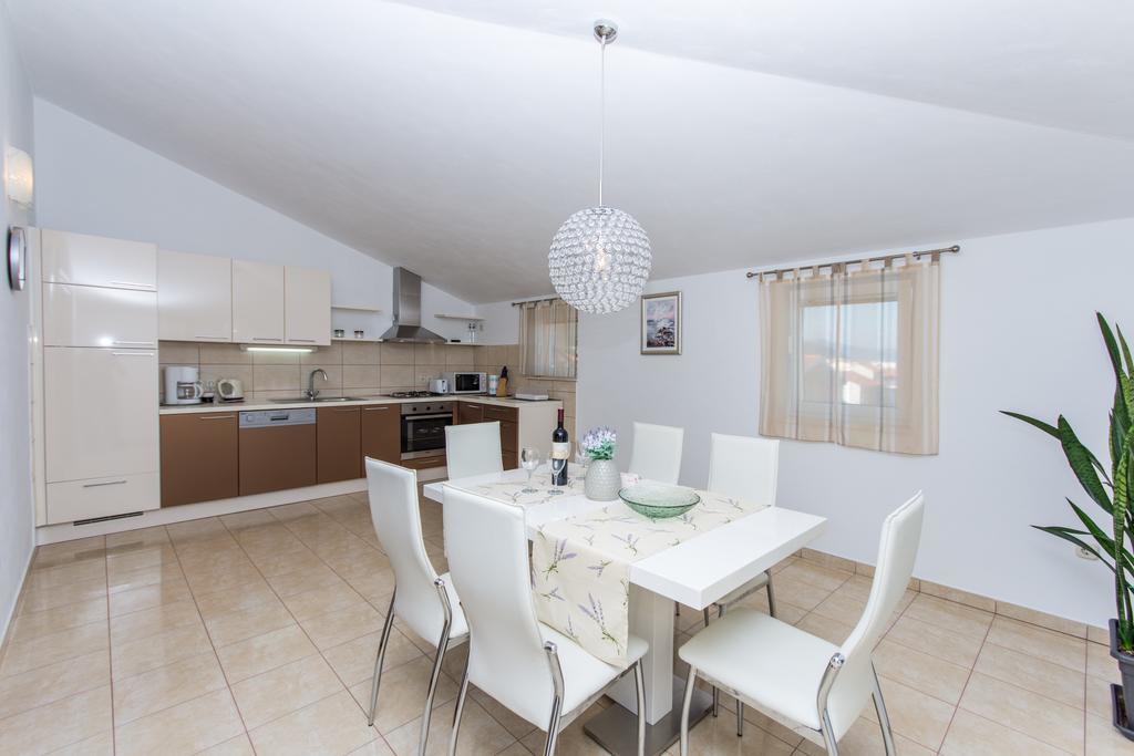 Apartments Barba Trogir Eksteriør billede
