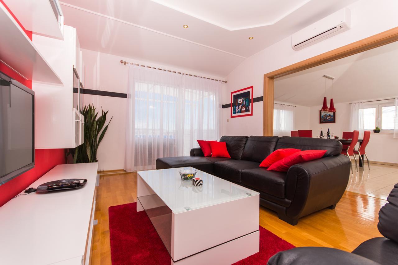 Apartments Barba Trogir Eksteriør billede