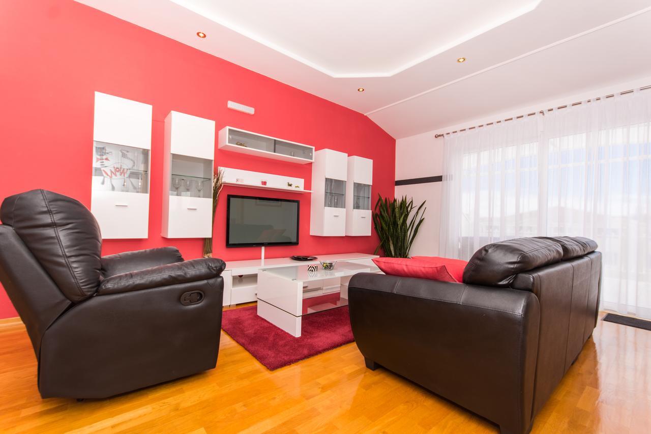 Apartments Barba Trogir Eksteriør billede