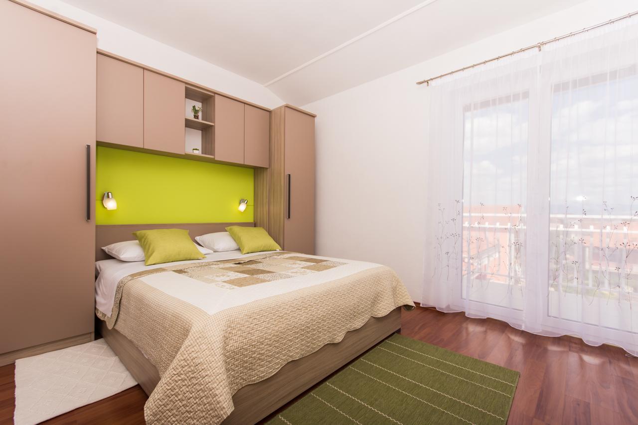 Apartments Barba Trogir Eksteriør billede